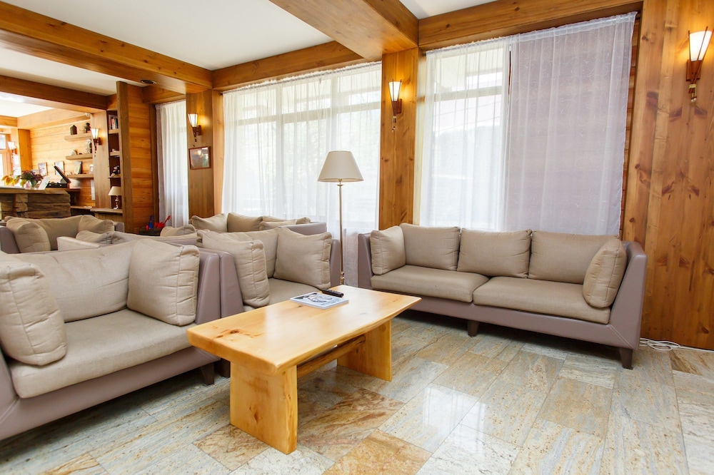 Velia Guesthouse