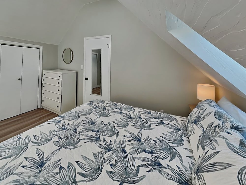 Pelican Place by Carolina Retreats
