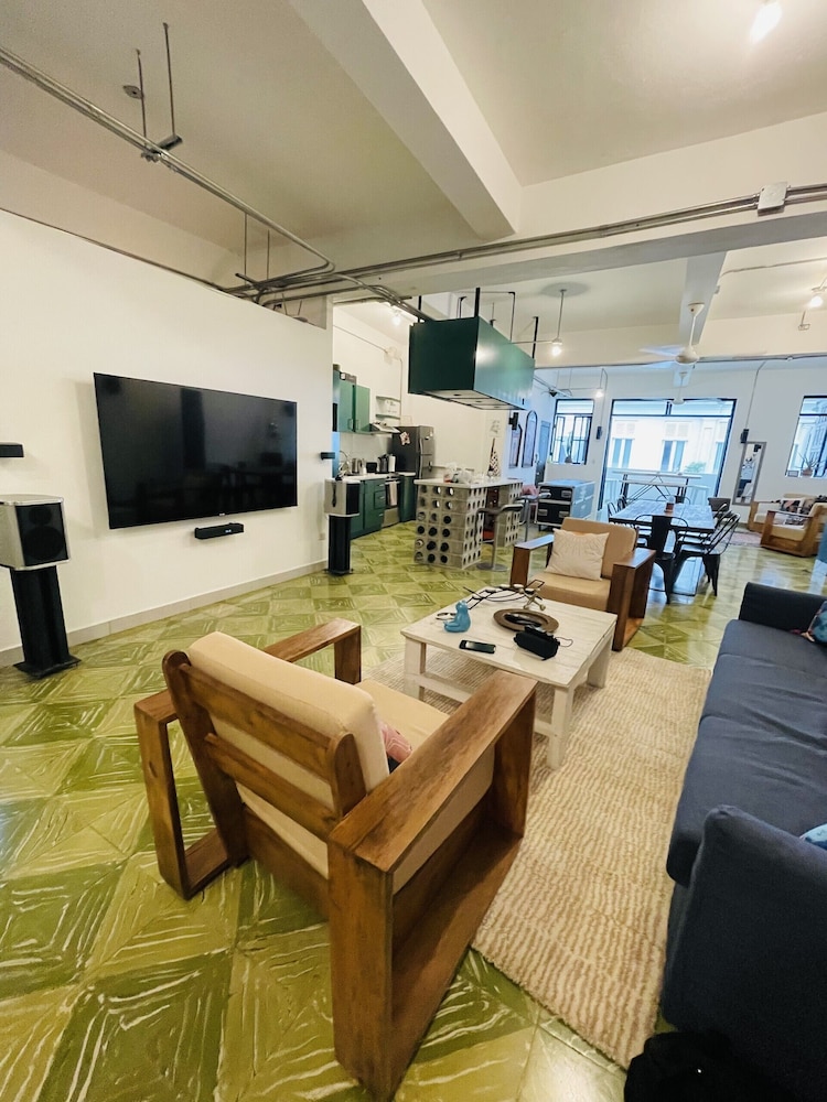 Zona Loft Apartments