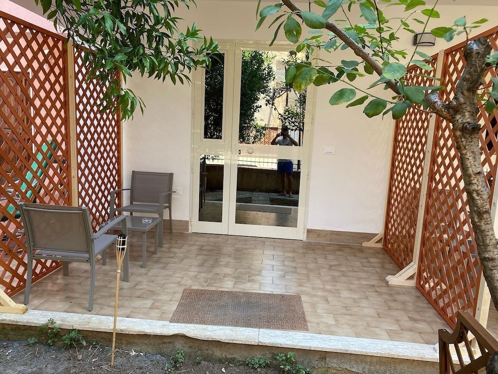 dimora leone view 5