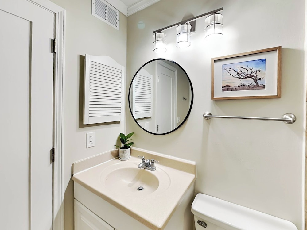 Beach Racquet A218 - Tybee Palms by Tybee Vacation Rentals