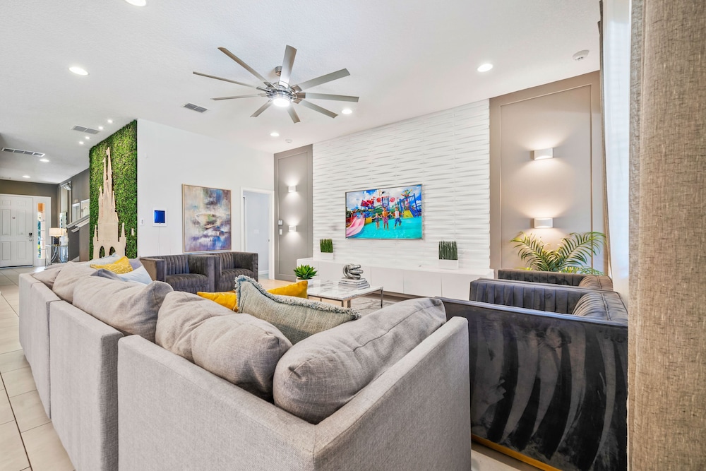 8005 Oak Shadow Ct