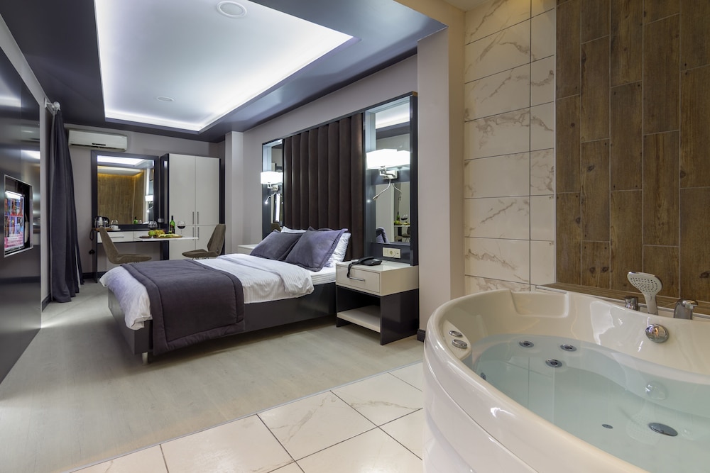 Bakırköy Zeugma Suit - Image 25