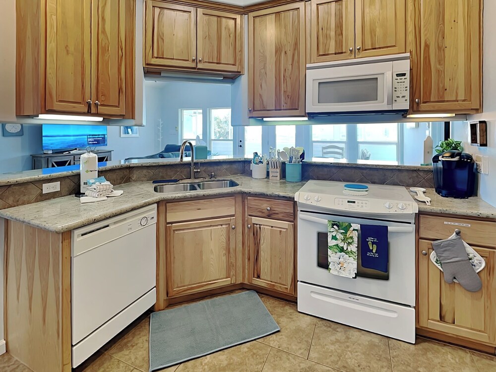 Sanctuary by the Sea by Ryson Vacation Rentals