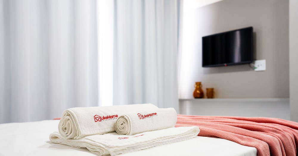 Simple Smart - LikeHome Hospedagens