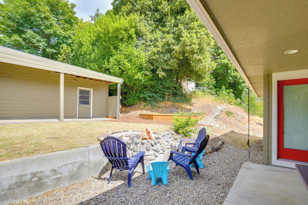2 Blocks to White Water Launch: Mill City Home