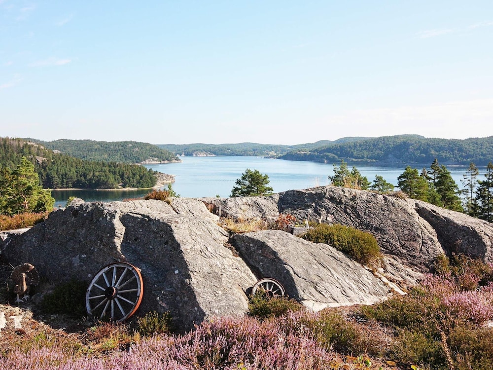 Holiday Home in HenÃ¥n view 4