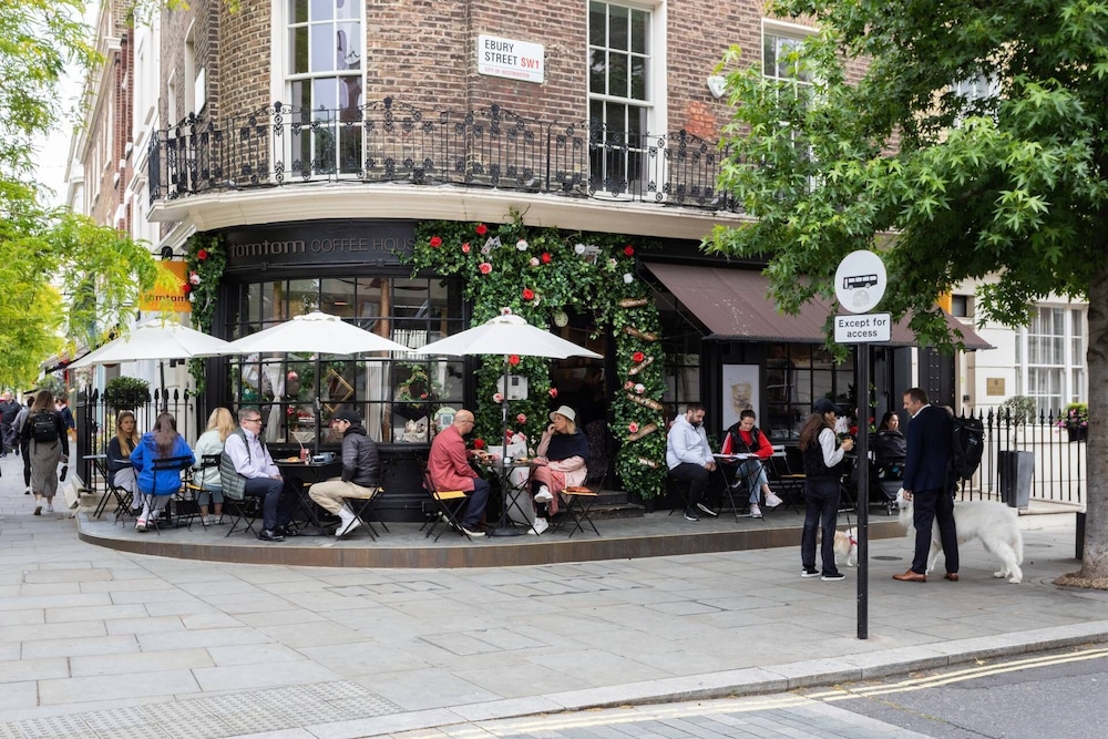 Alderney Street V by Onefinestay