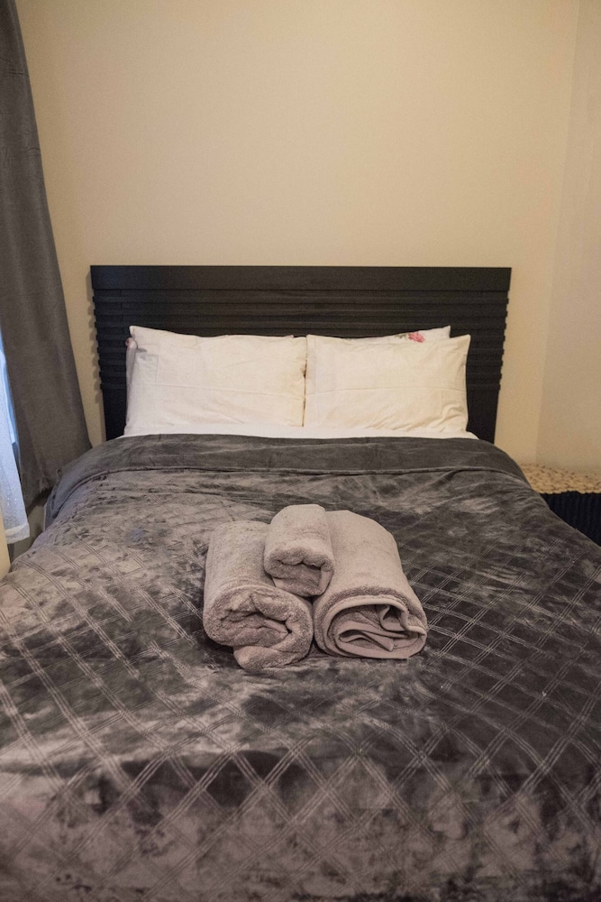 New 2 Bedroom Apt Next To Central Park West