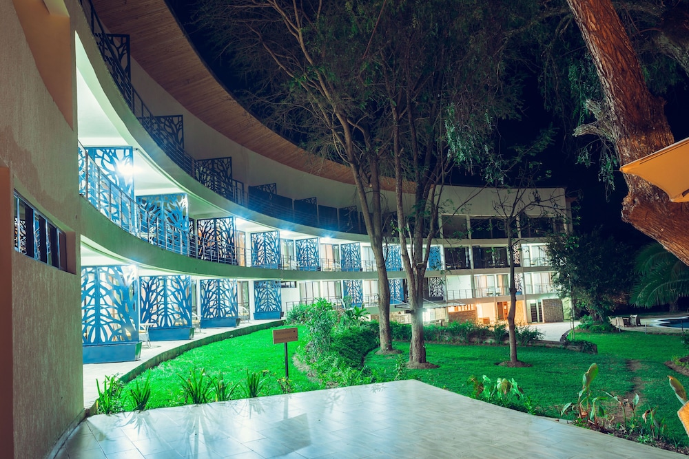 OSOTUA LUXURY RESORT view 5