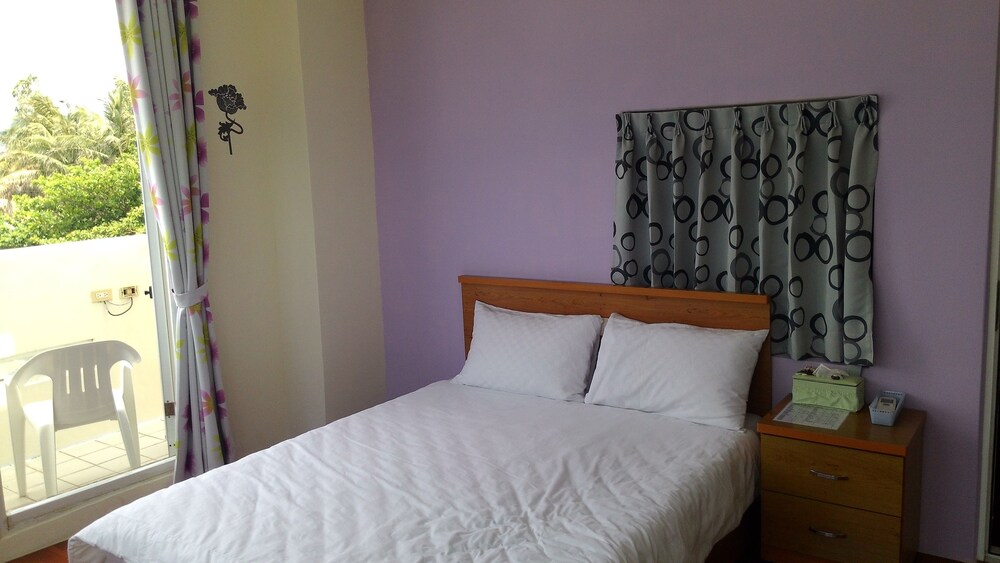 Caitlyn Hostel