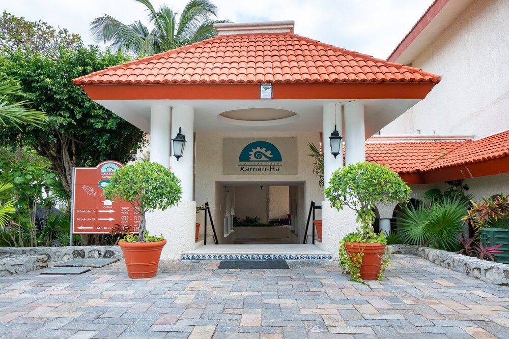 Xamanha 7020 1 Bedroom Condo by RedAwning