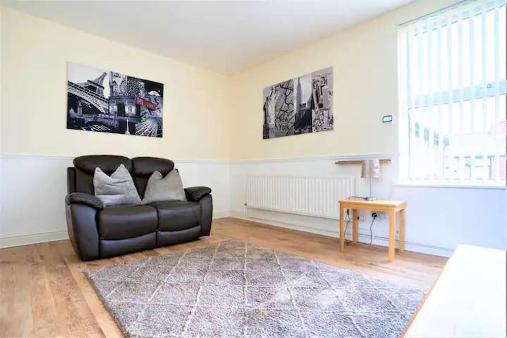 Travellers Economic Retreat in Orrell Park