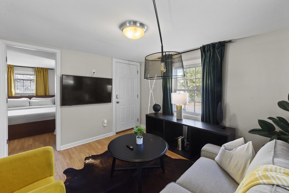 Atlanta Tiny Home in Atlanta view 5