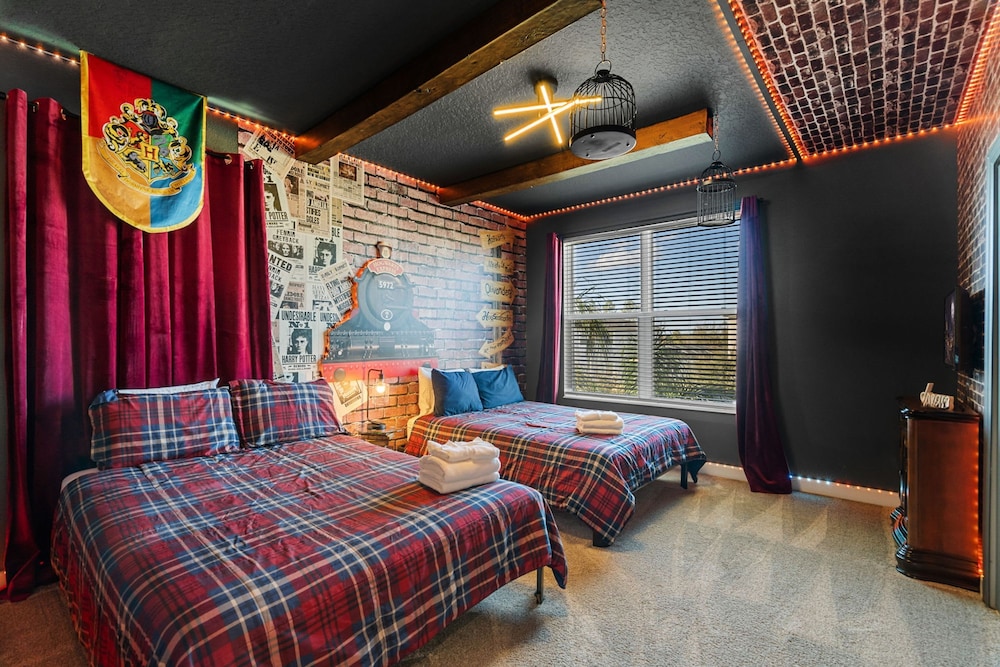 Chic 5bed Home Close to Disney Parks