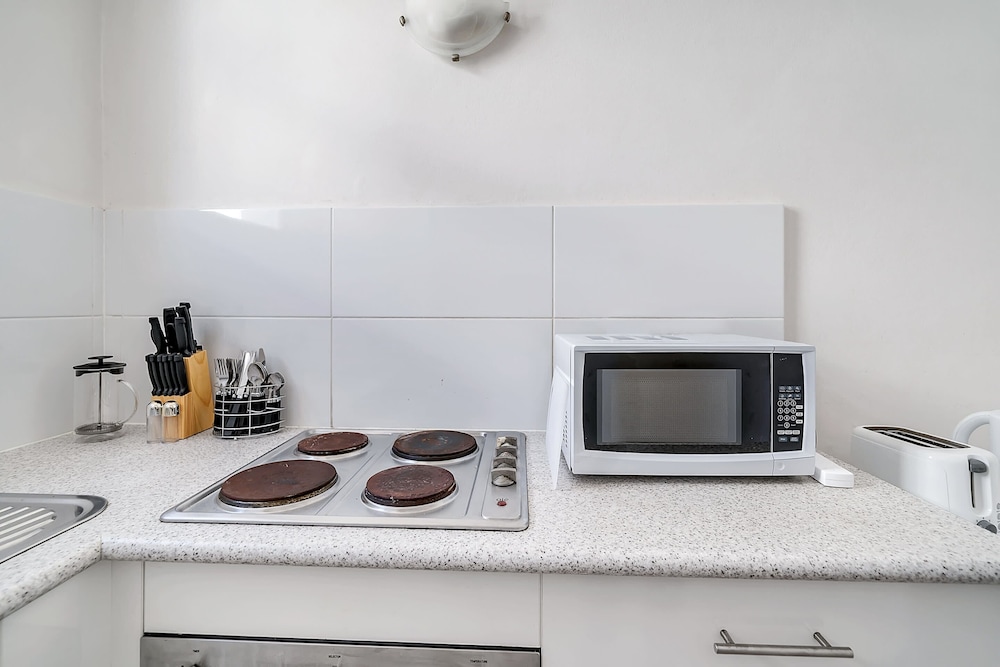 Quaint 1BD on the Doorstep of Manly Beach - Image 5