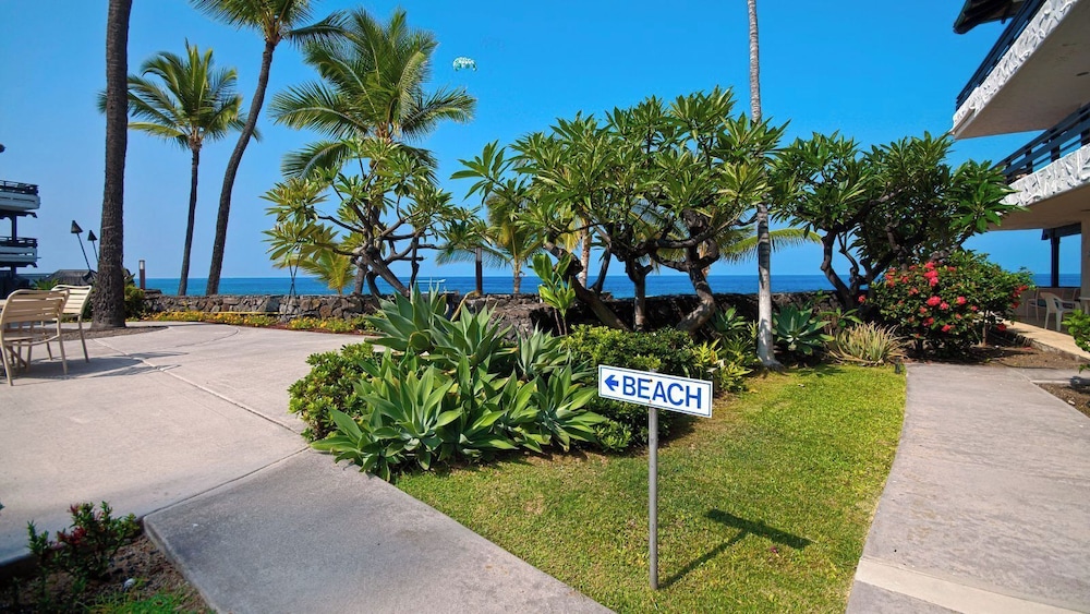 Steps to the Ocean - Great Location -central AC - Vrkcv