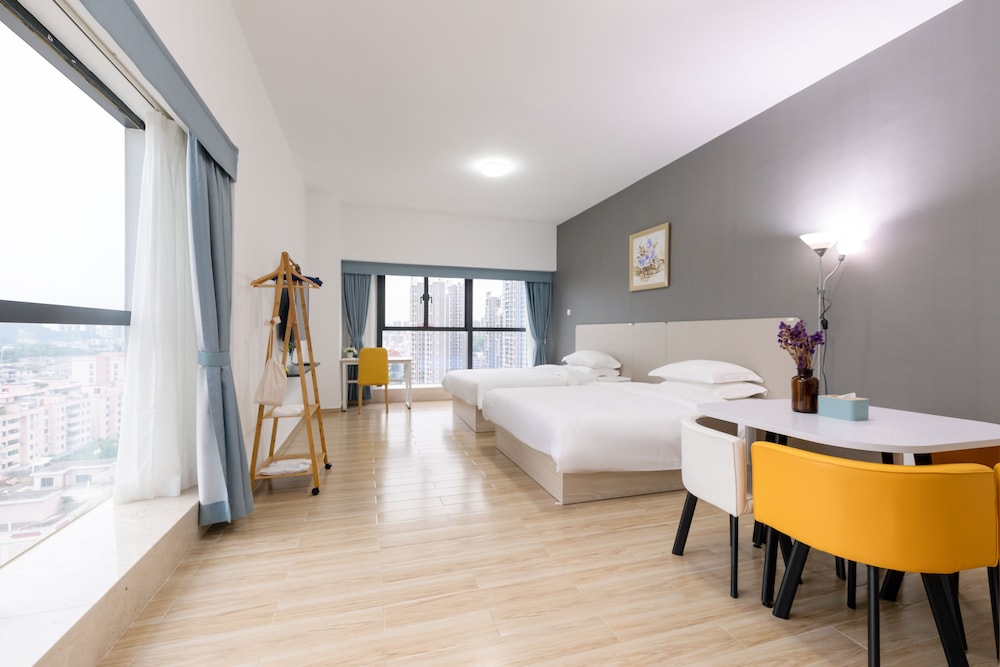 Zhongshan Vacations - The Passion Man Hotel - Property Image 12
