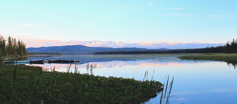 Ten-ee-ah Lodge & Campground