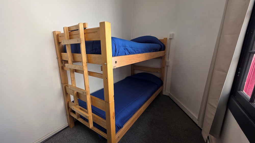 Oceana Suites Chile Hostel