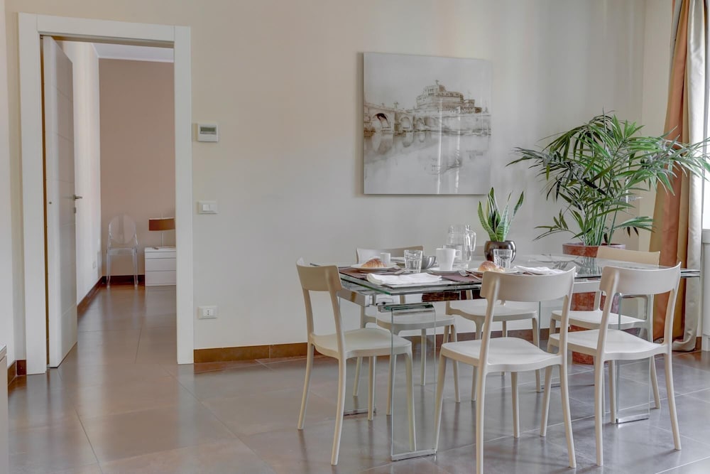Rm-h501-gpsc20n6 Colosseo Gardens - C12