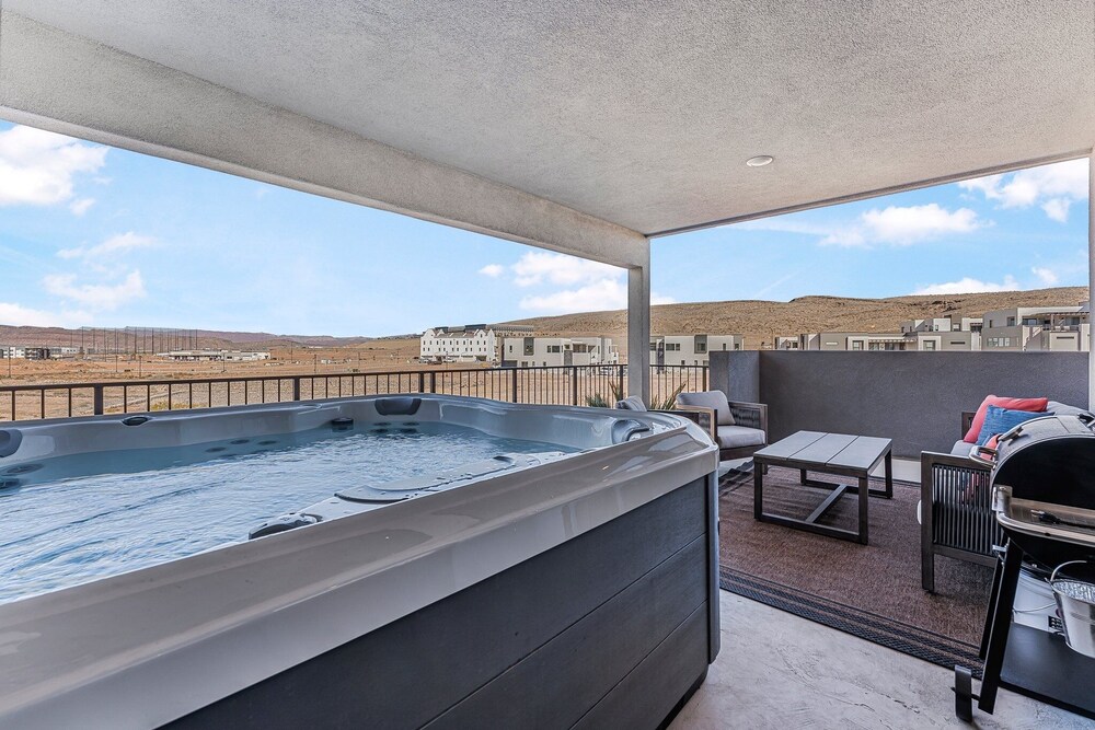 Azure Sands 3 Bedroom Condo