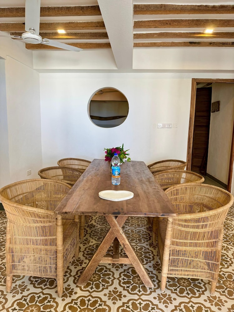 La Villa De Victor