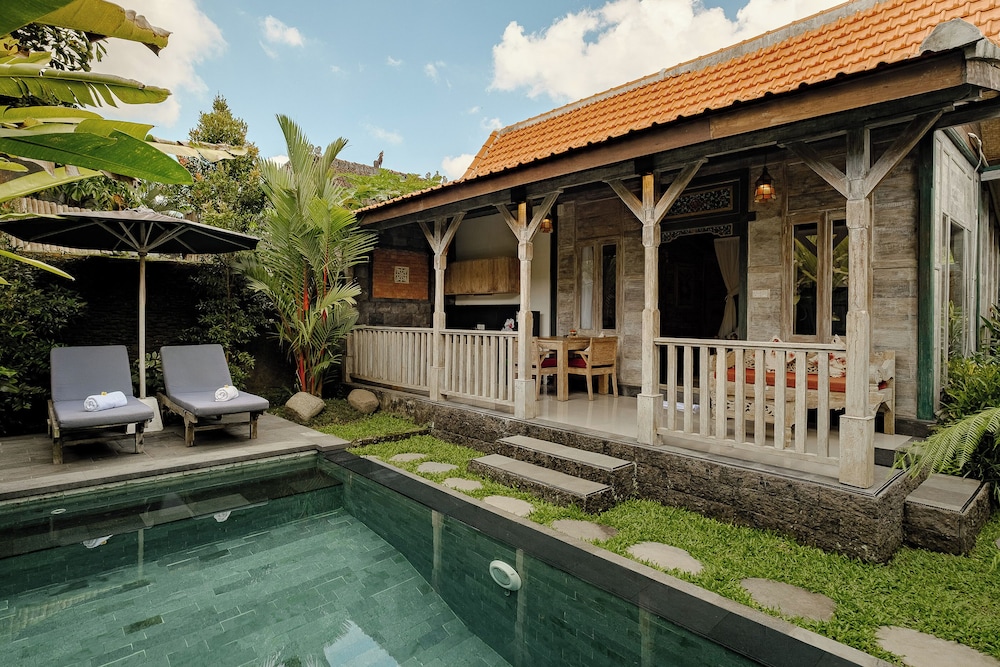 Kumala Ubud Villa