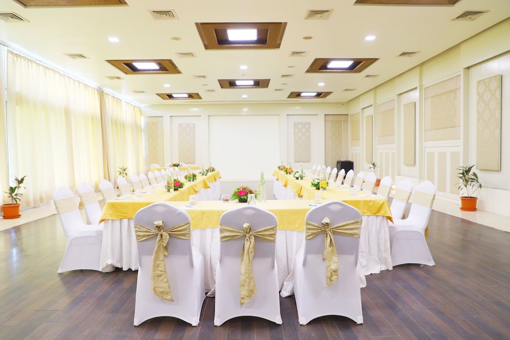 meeting & event spaces