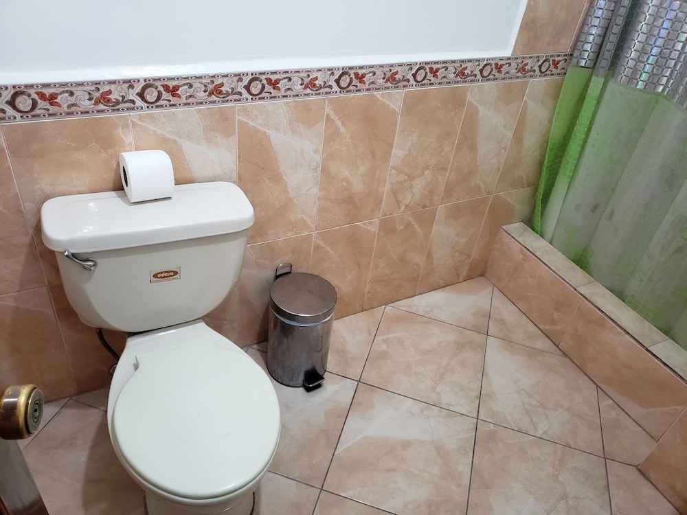 Hostal Monte Real