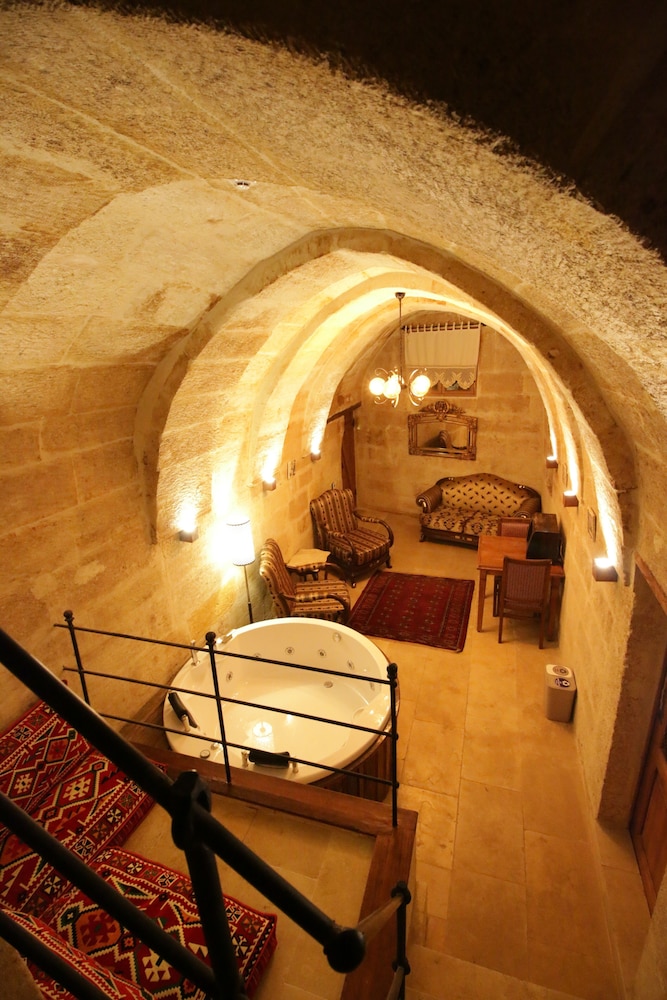 Georgios Cave Cappadocia