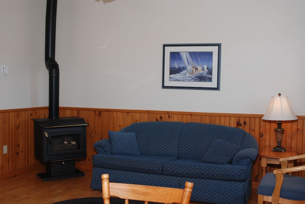 Shining Waters Cottages