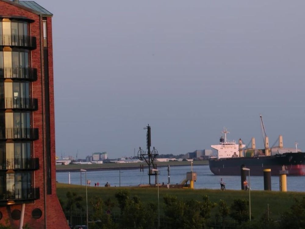 Apartment Newport Weser