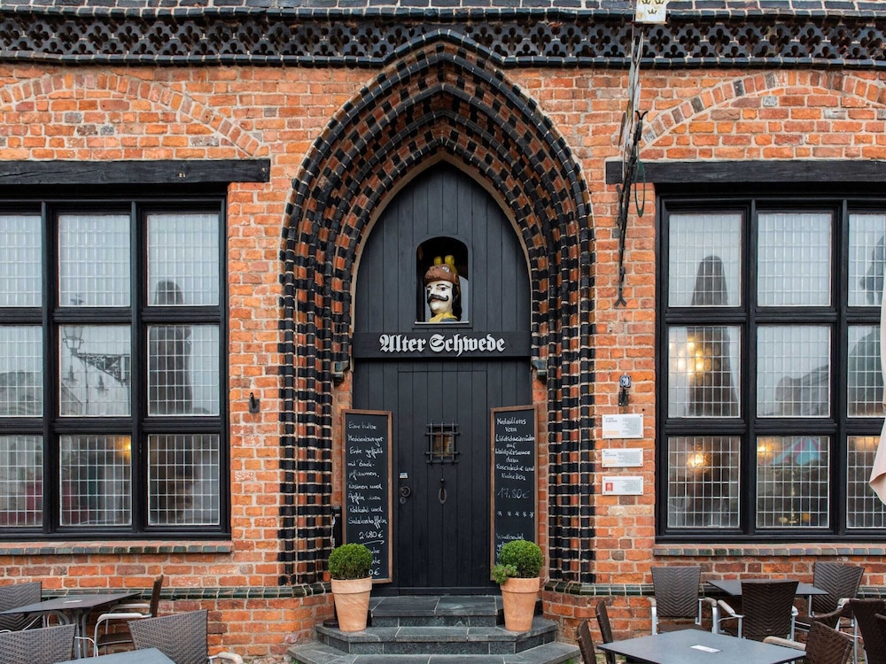Comfortable Apartment in Wismar Mecklenburg With Fireplace