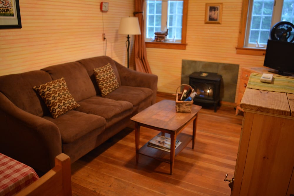 Copper Creek Inn at Mt Rainier