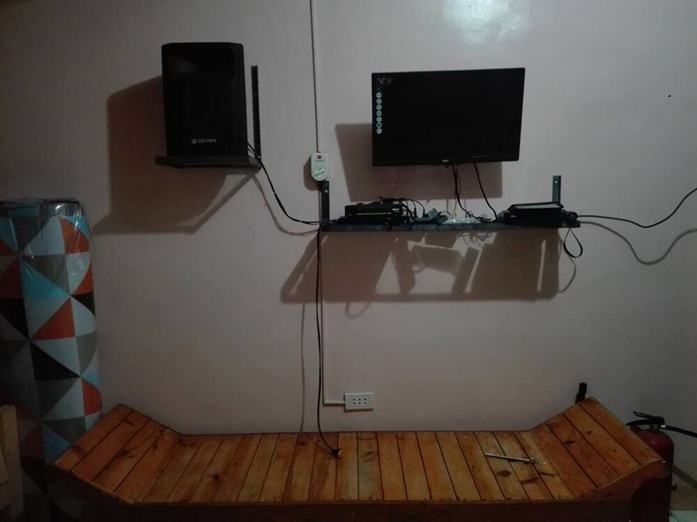 Antipolo Beach Haus Annex