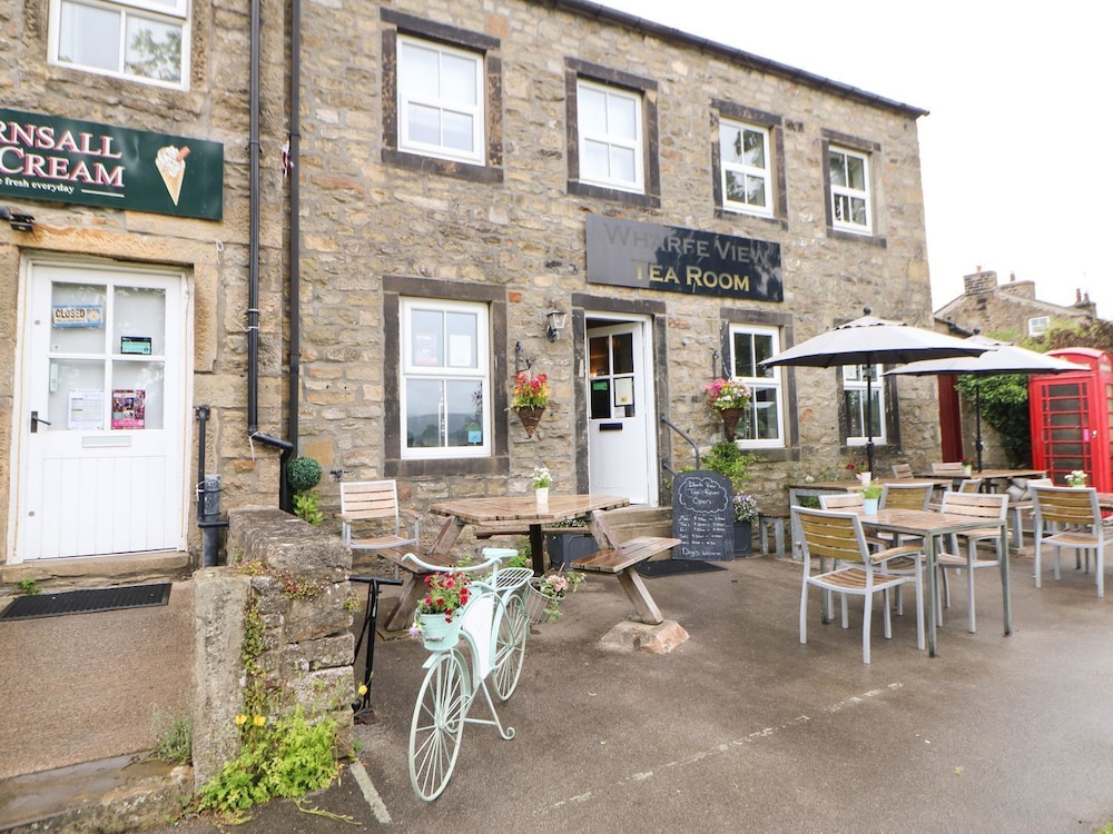 The Old Cobblers