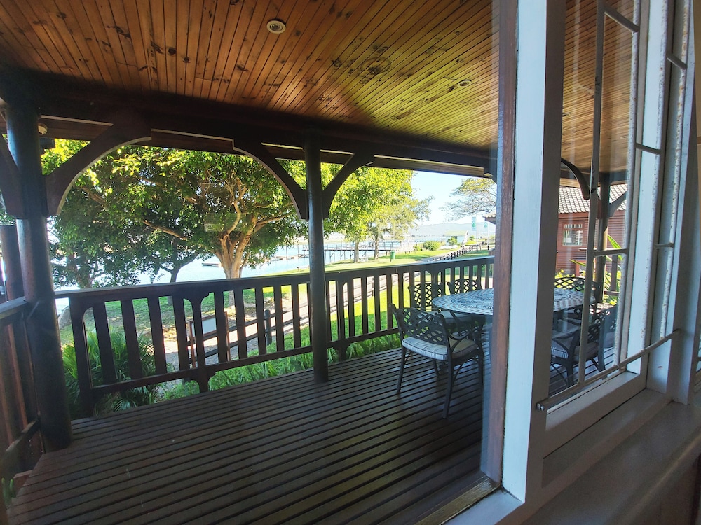 Knysna River Club by First Private Stays