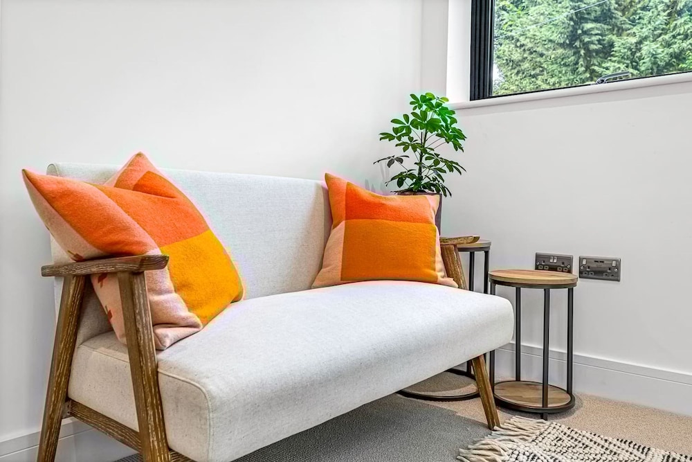 Peppard Loft - From 110 Per Night