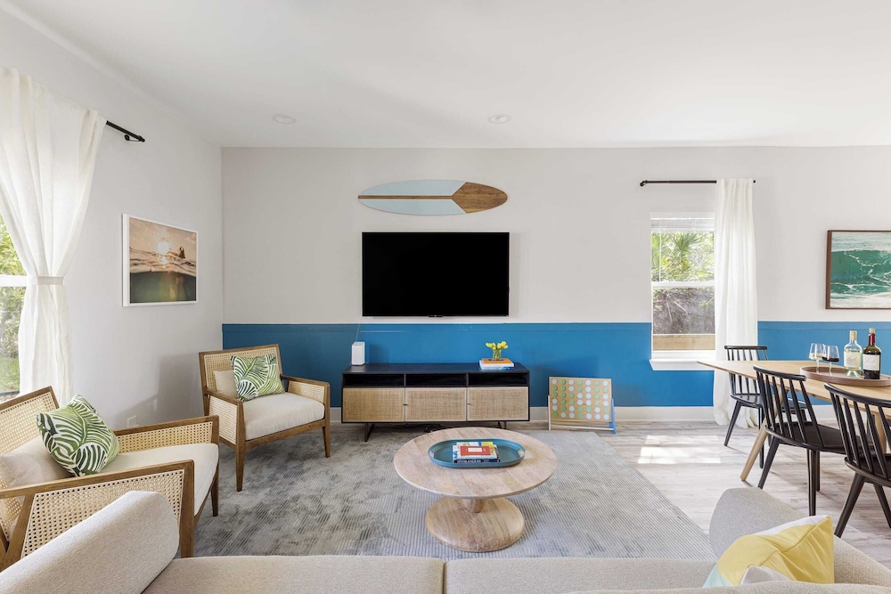 Beach Retreat w/ Putting Green, Hot Tub, 2 Free Bikes Golden Hour by Avantstay