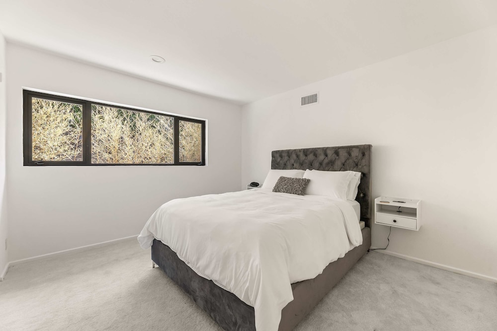Allura Hollywood Hills LA s Most Incredible Views