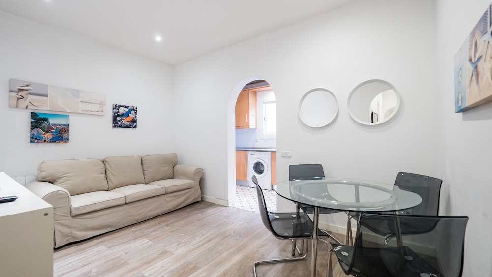 BeBarceloner Poble Nou Apartments