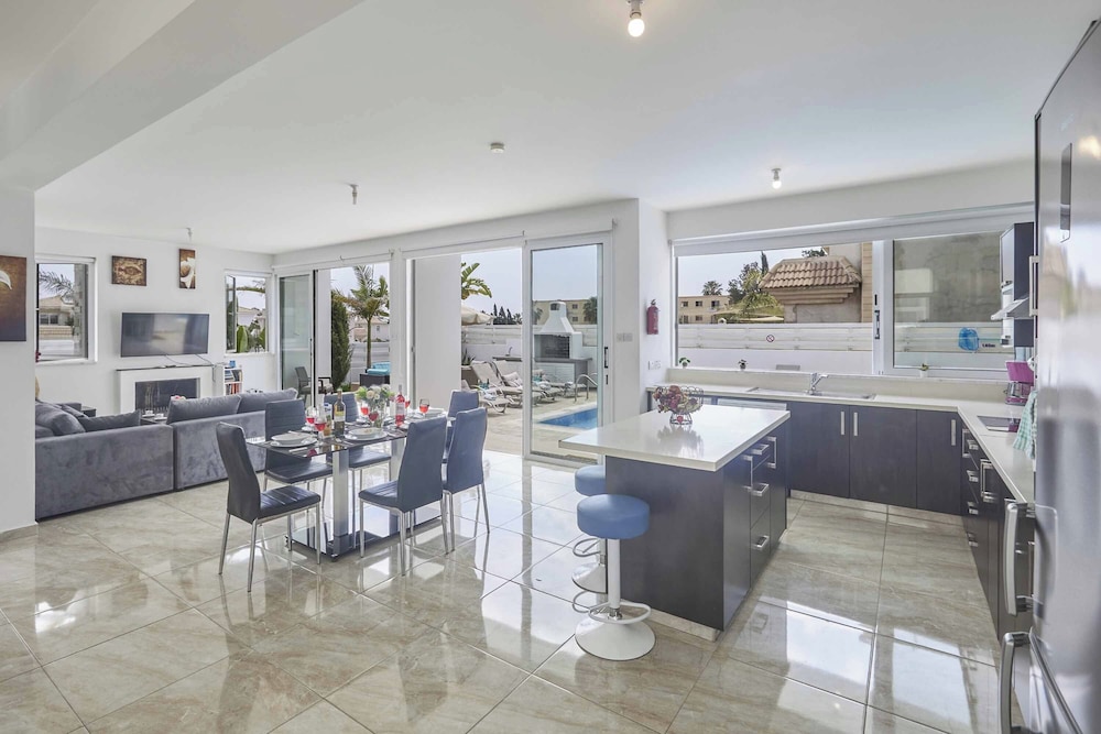 Protaras Pearl Pe15