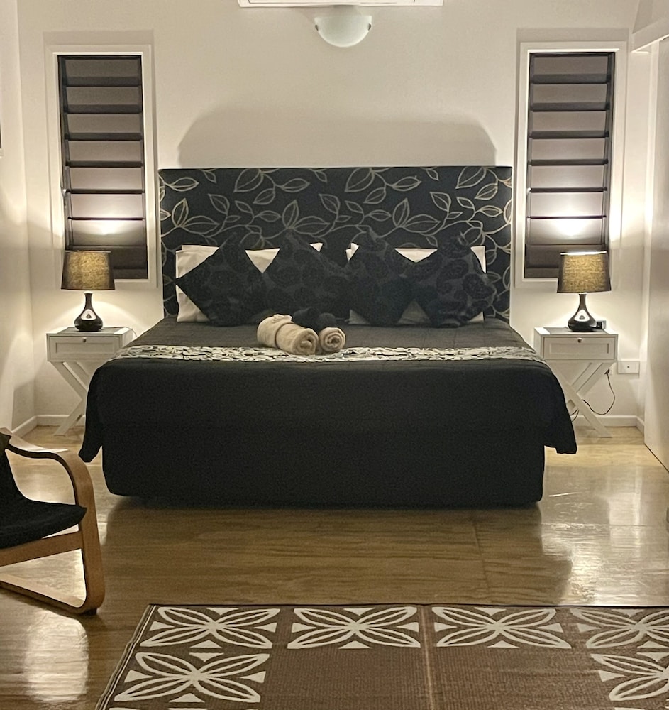 Rarotonga Villas