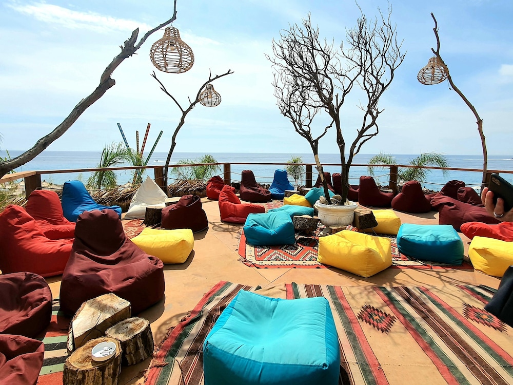 Olea Residence, Luxury sea View Apartment With Private Beach