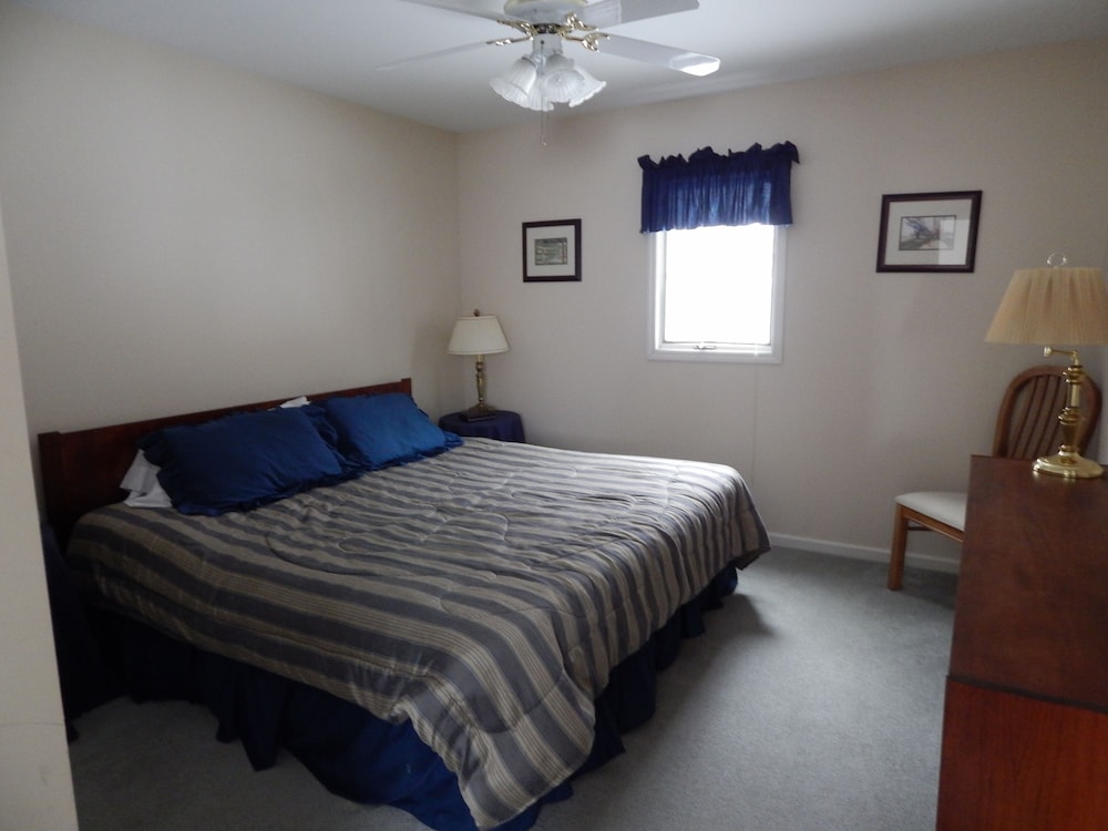 Galena Vacations - House on Pond Court - Property Image 6