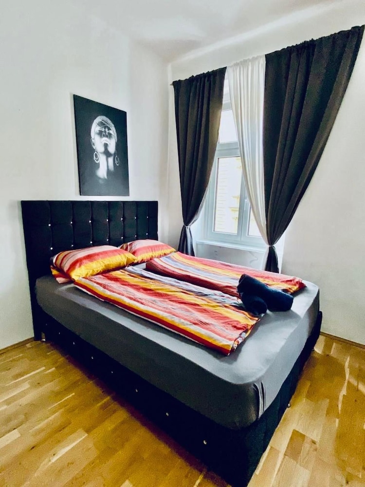 Beautiful Stay for 5 Near Stadthalle