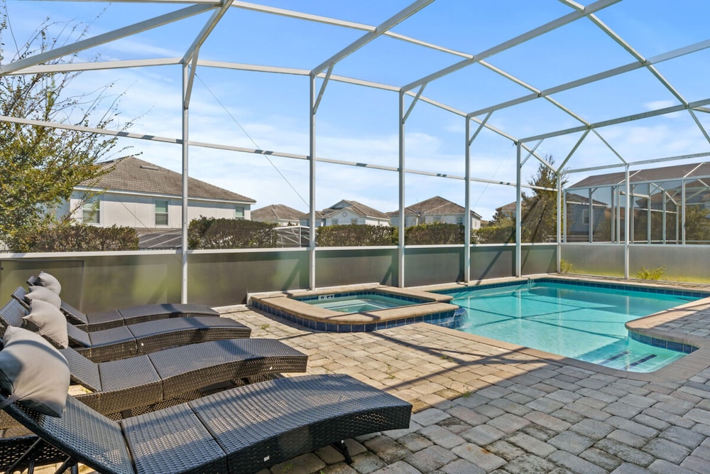 Robbin Hood Fun Pool Home by AV Dreams - Image 2