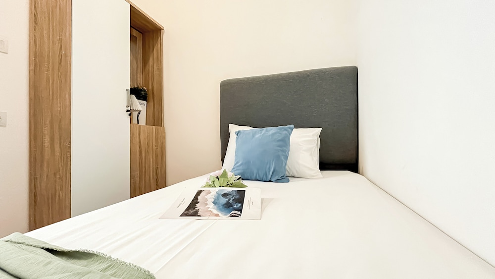 Quiet And Homey 2Br With Extra Room Apartment Sky House Bsd