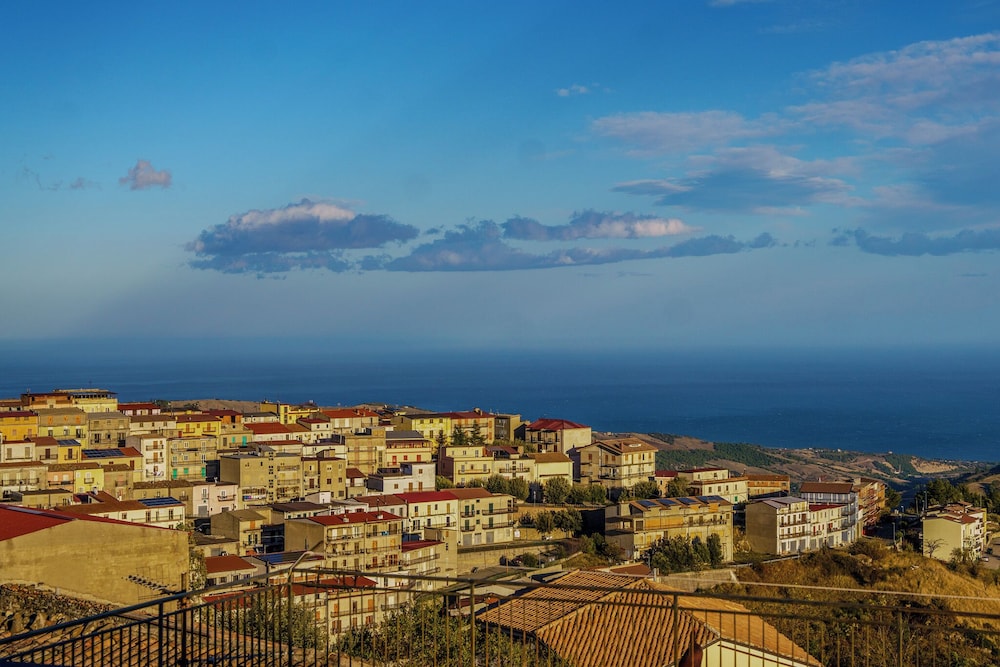 Camera in accogliente B&B ad Albidona